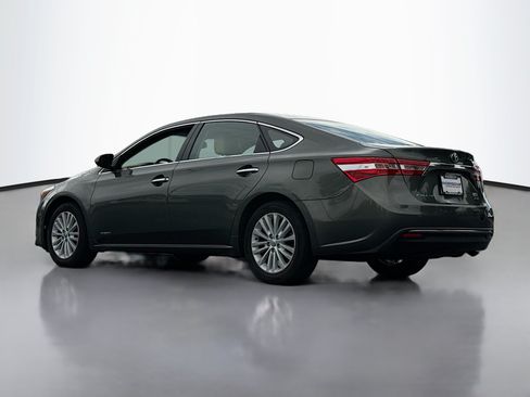 Used 2013 Toyota Avalon XLE Premium FWD image 12