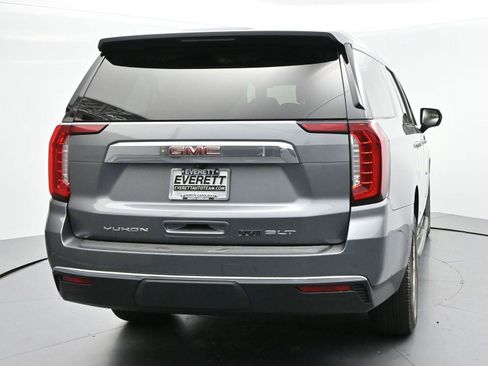 Used 2022 GMC Yukon XL SLT AWD/4WD image 6