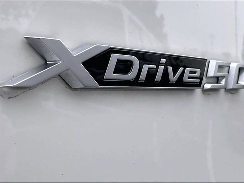 Used 2024 BMW iX xDrive50 image 11