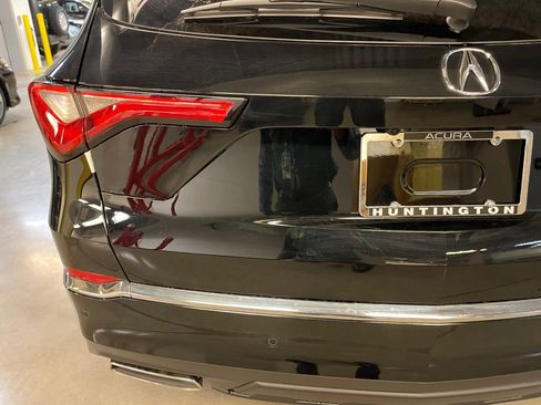 Certified 2023 Acura MDX SH-AWD w/ Technology Package image 16