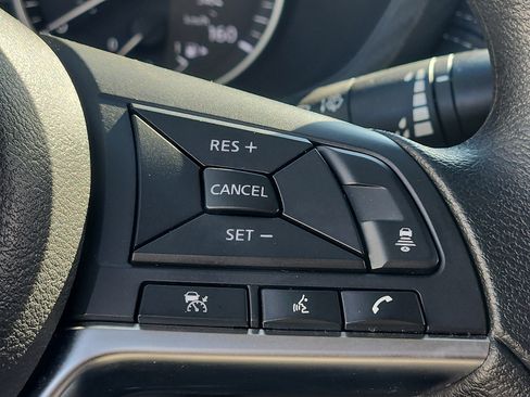 Used 2024 Nissan Sentra SV image 21