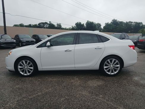 Used 2017 Buick Verano Leather FWD image 4