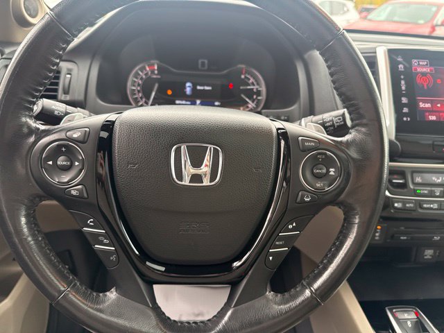 Used 2018 Honda Pilot Touring image 19