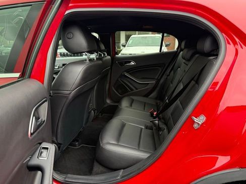 Used 2019 Mercedes-Benz GLA 250 4MATIC image 27