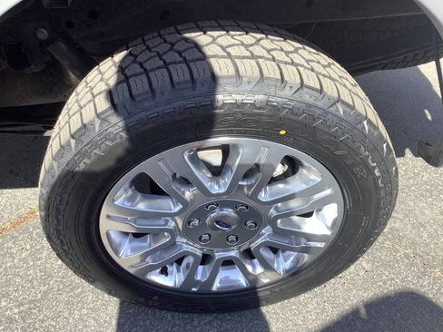 Used 2011 Ford F150 Platinum AWD/4WD image 26