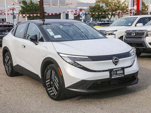 New 2026 Nissan Leaf SV+ image 3