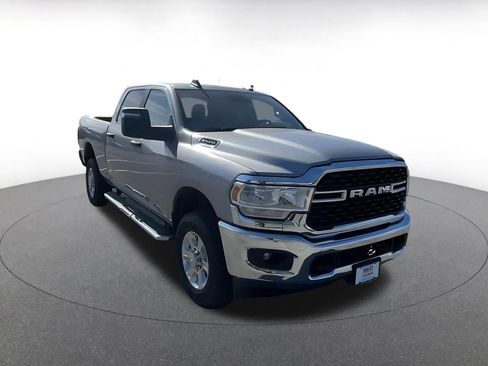Used 2024 RAM 2500 Big Horn w/ Safety Group image 3