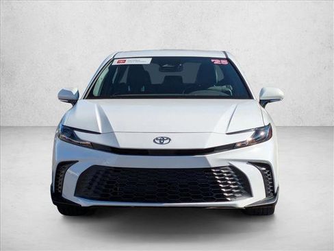 Certified 2025 Toyota Camry SE image 2
