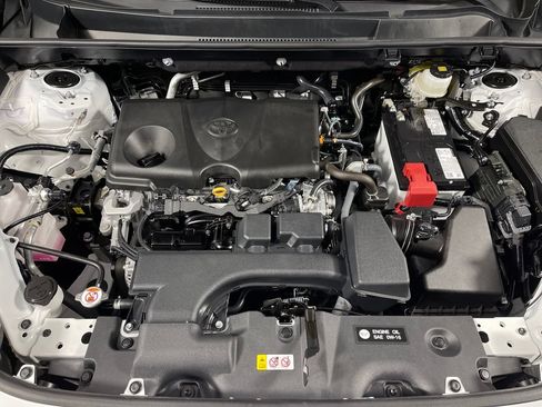 Certified 2024 Toyota RAV4 LE FWD image 9