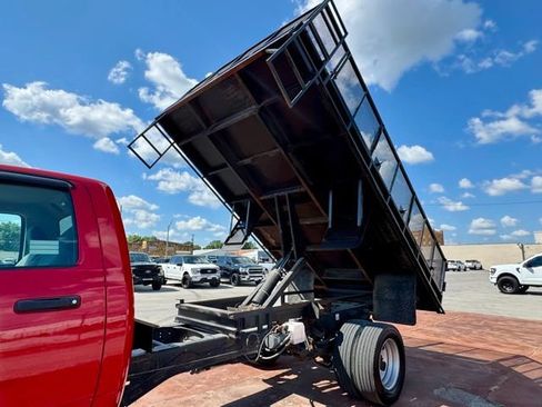 Used 2016 RAM 4500 Tradesman RWD image 9