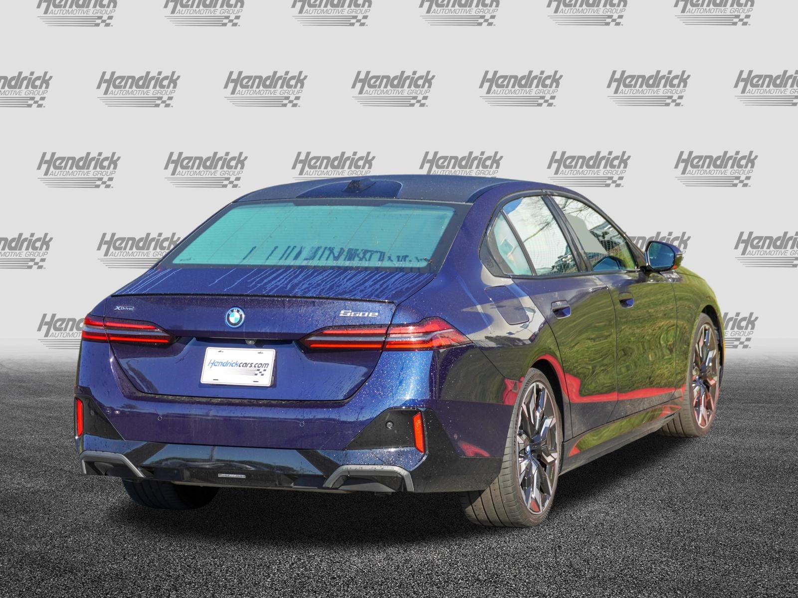 Certified 2025 BMW 550e xDrive w/ Executive Package AWD/4WD image 8