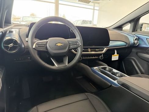 New 2026 Chevrolet Equinox EV LT w/ Convenience Package II image 20