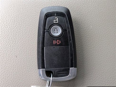 Certified 2021 Ford Ranger Lariat w/ Technology Package image 28