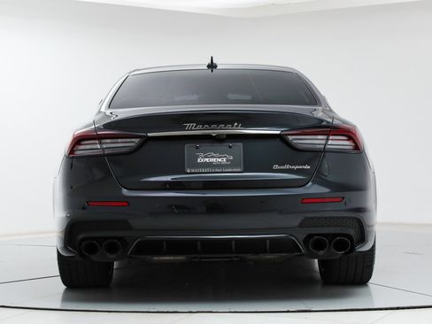 Certified 2022 Maserati Quattroporte GT RWD image 4
