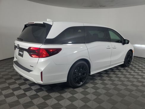New 2026 Honda Odyssey Sport-L image 4