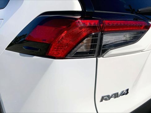 Certified 2024 Toyota RAV4 XLE AWD/4WD image 28