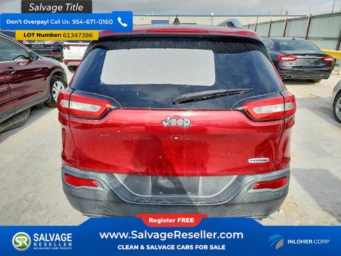 Used 2015 Jeep Cherokee Latitude FWD image 8