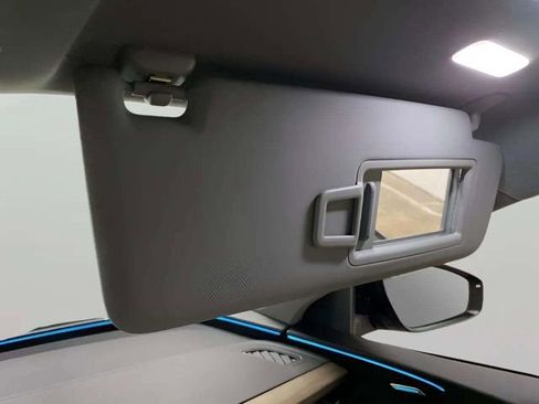 Used 2025 Audi Q6 e-tron Premium Plus w/ Premium Plus image 33