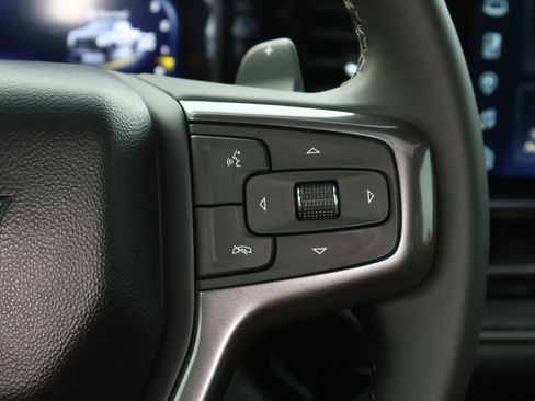 Used 2023 Chevrolet Silverado 1500 ZR2 w/ Technology Package image 18