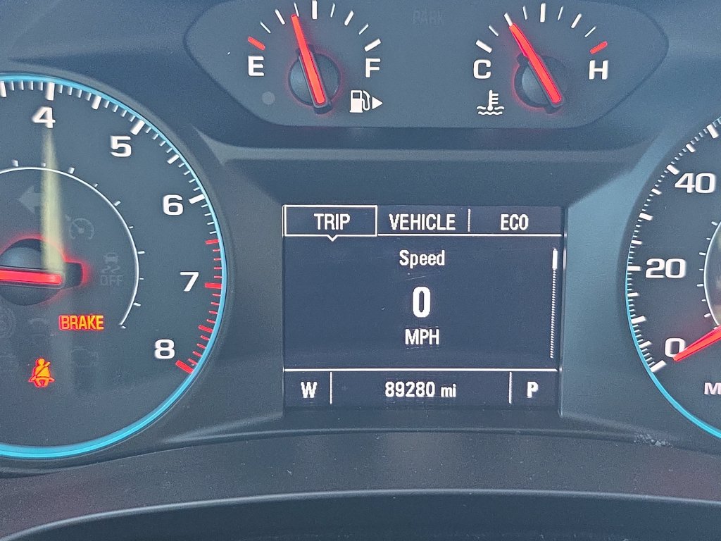 Used 2018 Chevrolet Malibu LT FWD image 26