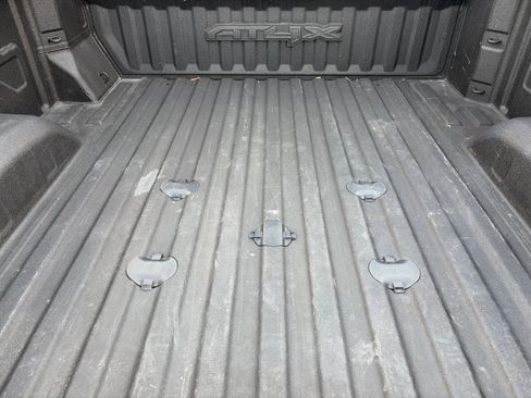 Used 2024 GMC Sierra 2500 AT4X image 31