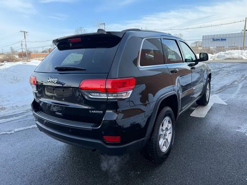 Used 2017 Jeep Grand Cherokee Laredo w/ Quick Order Package 23E image 9