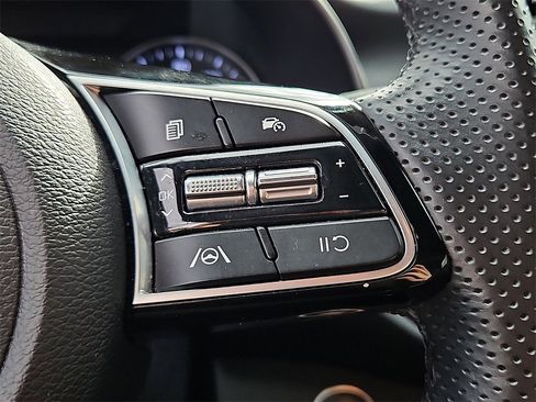 Certified 2023 Kia Forte GT-Line image 22