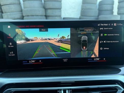 Used 2024 BMW M440i Convertible w/ Premium Package RWD image 18