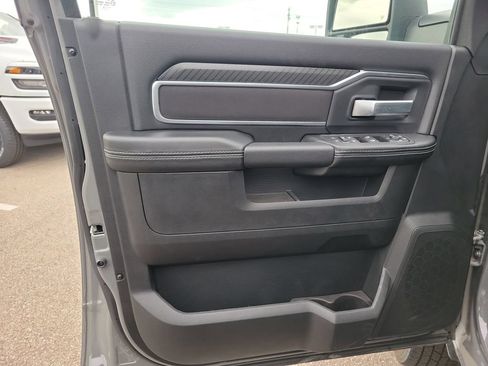 New 2026 RAM 3500 Big Horn AWD/4WD image 18