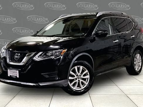 Used 2019 Nissan Rogue SV AWD/4WD image 3