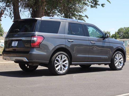Used 2019 Ford Expedition Platinum AWD/4WD image 5