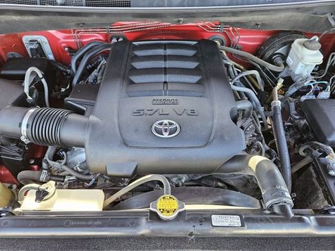 Used 2014 Toyota Tundra SR5 image 31