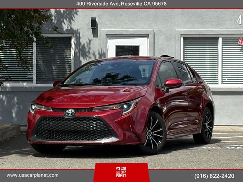 Used 2022 Toyota Corolla LE FWD image 1