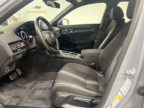 Used 2023 Honda Civic Sport image 12