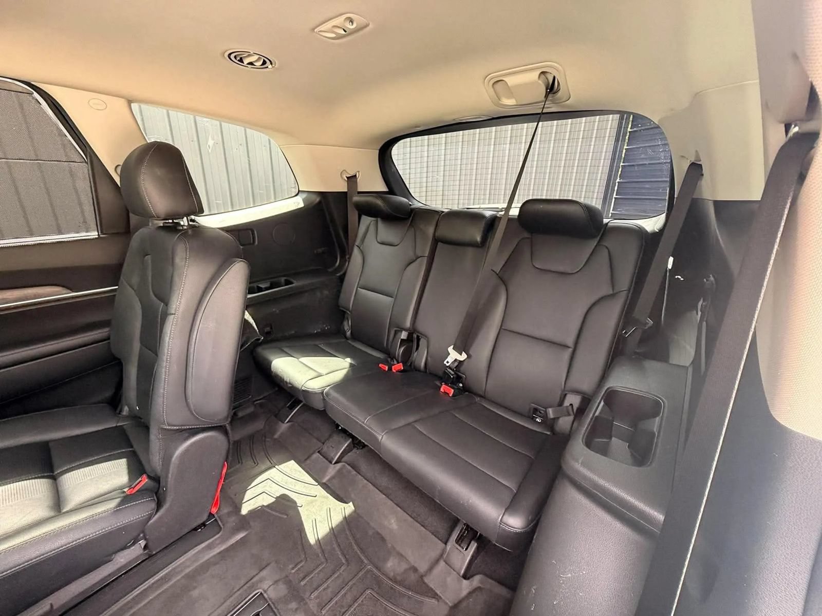 Used 2022 Kia Telluride EX w/ EX Premium Package AWD/4WD image 17