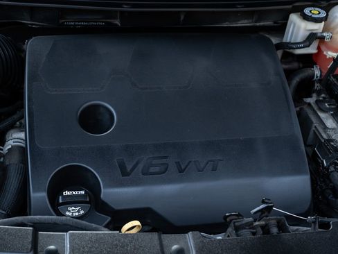 Certified 2019 Chevrolet Traverse LT w/ LT Premium Package image 36