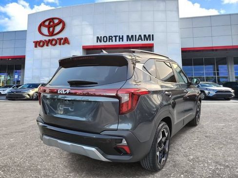 Used 2025 Kia Seltos EX w/ EX Sunroof Package FWD image 4