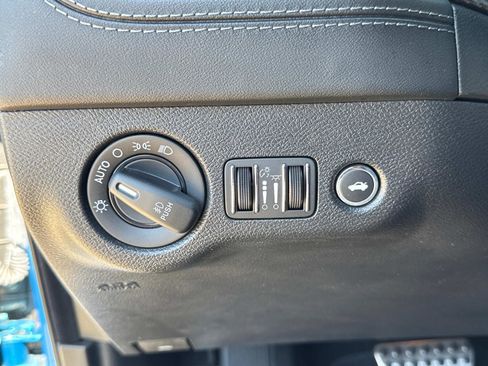 Certified 2023 Dodge Charger Scat Pack w/ Plus Group image 32