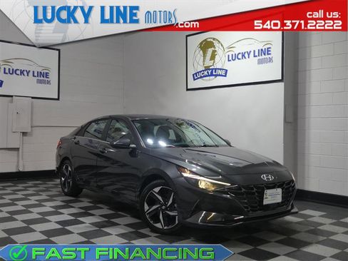 Used 2021 Hyundai Elantra SEL w/ Convenience + Premium Package FWD image 1