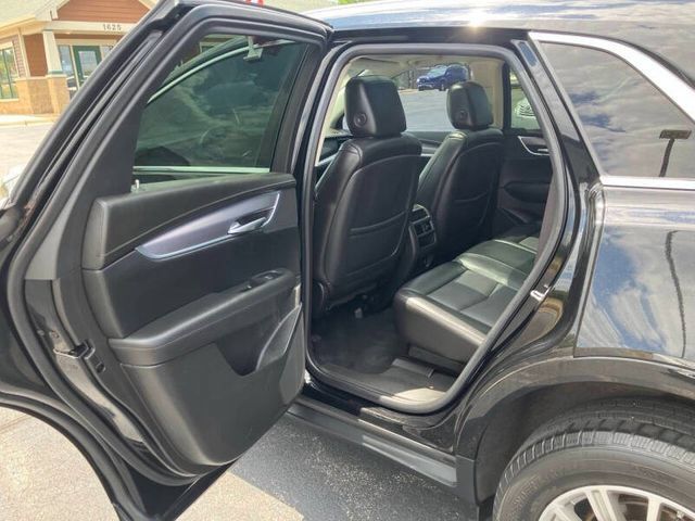 Used 2018 Cadillac XT5 Luxury w/ Driver Awareness Package AWD/4WD image 22