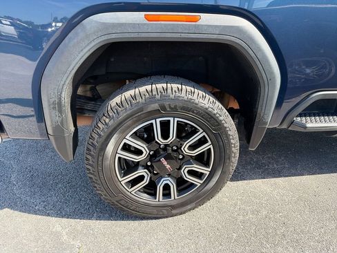 Certified 2021 GMC Sierra 2500 AT4 w/ AT4 Premium Plus Package AWD/4WD image 37