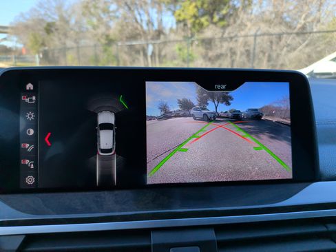 Used 2019 BMW X4 M40i w/ Driving Assistance Package image 18