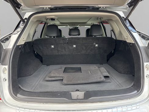 Used 2019 Nissan Murano Platinum image 11