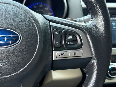 Used 2017 Subaru Outback 2.5i Limited AWD/4WD image 26