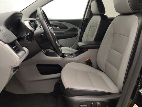 Used 2023 GMC Terrain SLT FWD image 17