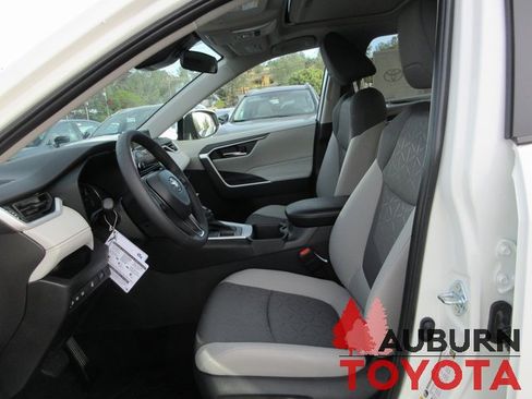 New 2025 Toyota RAV4 XLE image 10