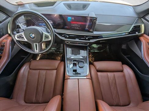 Used 2024 BMW X5 M60i w/ Climate Comfort Package image 19