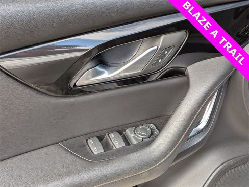 Used 2022 Chevrolet Blazer Premier image 8