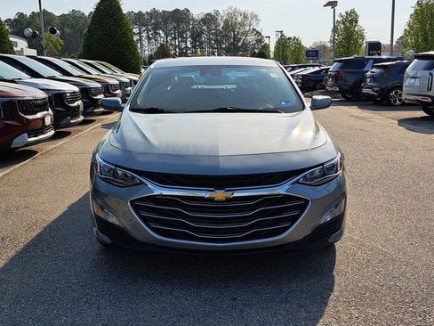 Used 2024 Chevrolet Malibu LT image 3