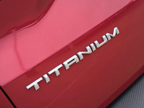 Used 2021 Ford Escape Titanium AWD/4WD image 33